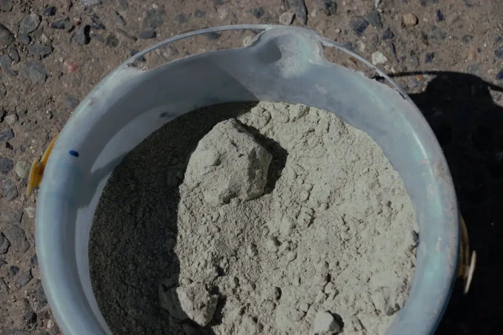 SOSを解決する切り札「微生物資材」の導入